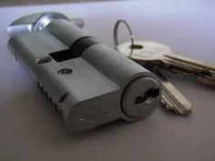 Tuckahoe NY Locksmith Store Tuckahoe, NY 914-250-9201 - broken-key-extraction